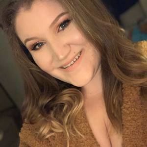 Meet your Posher, Michaela